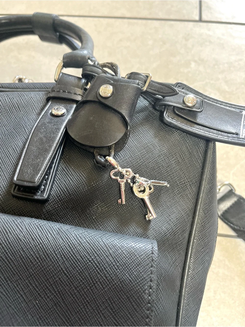 Tumi Black Leather Briefcase Bag (Read First)
